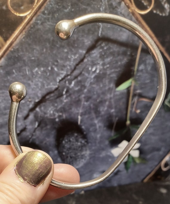Vintage 925 Sterling Silver Solid Torque Bangle W… - image 4