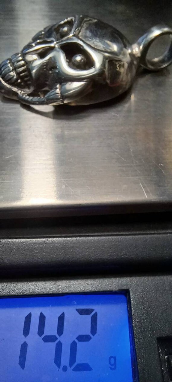 Rare Vintage Solid Silver Skull - Alien Pendant w… - image 8