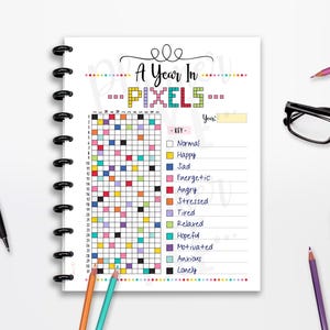 ピクセルで見る一年のトラッカー（印刷可能）、気分トラッカー、即時ダウンロード、クラシックハッピープランナー、ハーフページ、カットライン、8.5x11、A4、A5