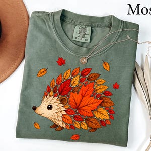 Comfort Colors® Fall Hedgehog Shirt, Cute fall Leaves Shirt, Fall Season Shirt, Womens Fall Gift, Fall Leaf Graphic Tee, Autumn Animal Shirt