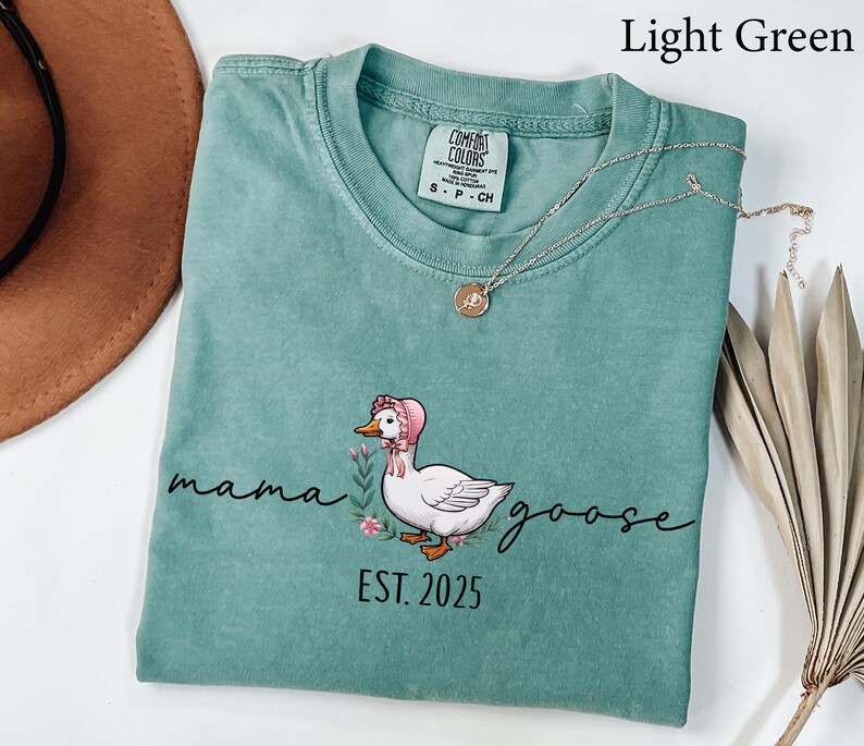Comfort Colors® Mama Goose Shirt, Funny Mama Shirt, Mothers Day gift, New Mama gift, Funny Mom gift, Goose Mama Shirt, Mama Gift Shirt bild 4