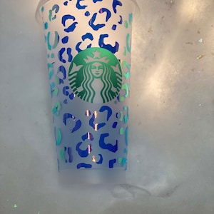 Louis Vuitton personalizes Starbucks cup #starbucks #starbuckscoffee #lv # louisvuitton #homedecor #…
