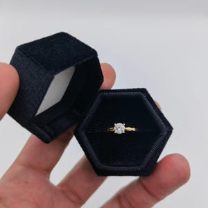 Scatola per anello in velluto nero con fessura singola, scatola per anello nuziale, scatola per anello di fidanzamento, scatola per anello Oxford, scatola per anello di proposta, scatola per orecchini