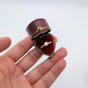Vintage heart red ring box handmade, engagement & wedding set elegant keepsake box, bridal photo, vintage ring box