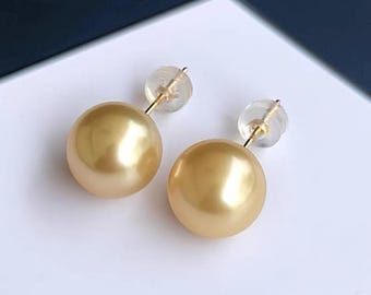 12mm以上の南洋真珠を使用した天然ゴールドビーズスタッドピアス
