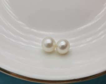 3A 1ペア 6-7 mm ホワイトラウンド淡水真珠、光沢良好、ハーフドリル、ジュエリー用ルースパール