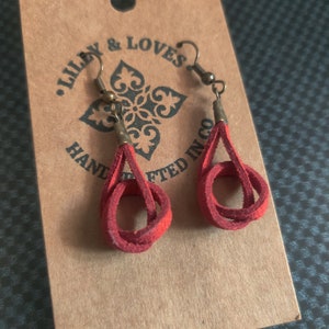 Aldea leather cord knot earrings imagem 4