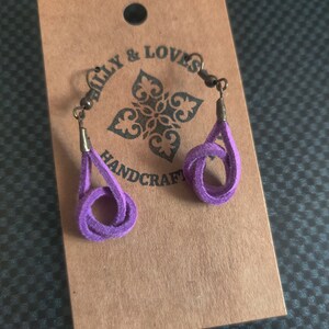 Aldea leather cord knot earrings Bild 6