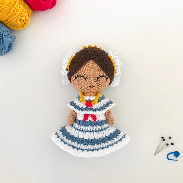 Emilda the Panamanian Doll - CROCHET PATTERN - from the World of Dolls Collection - PANAMA - by oche pots - amigurumi - pollera - peg doll