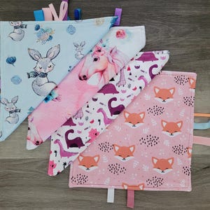 Baby label comforter, baby play blanket sensory comforter