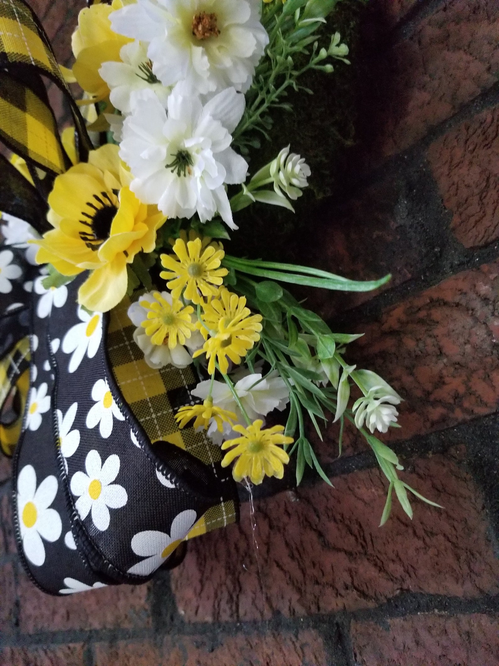 Moss Wreath Moss Wreath With Flowers Mini Moss Wreath Moss Etsy