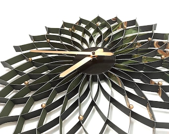 Geometric Clock | 25" | 17"