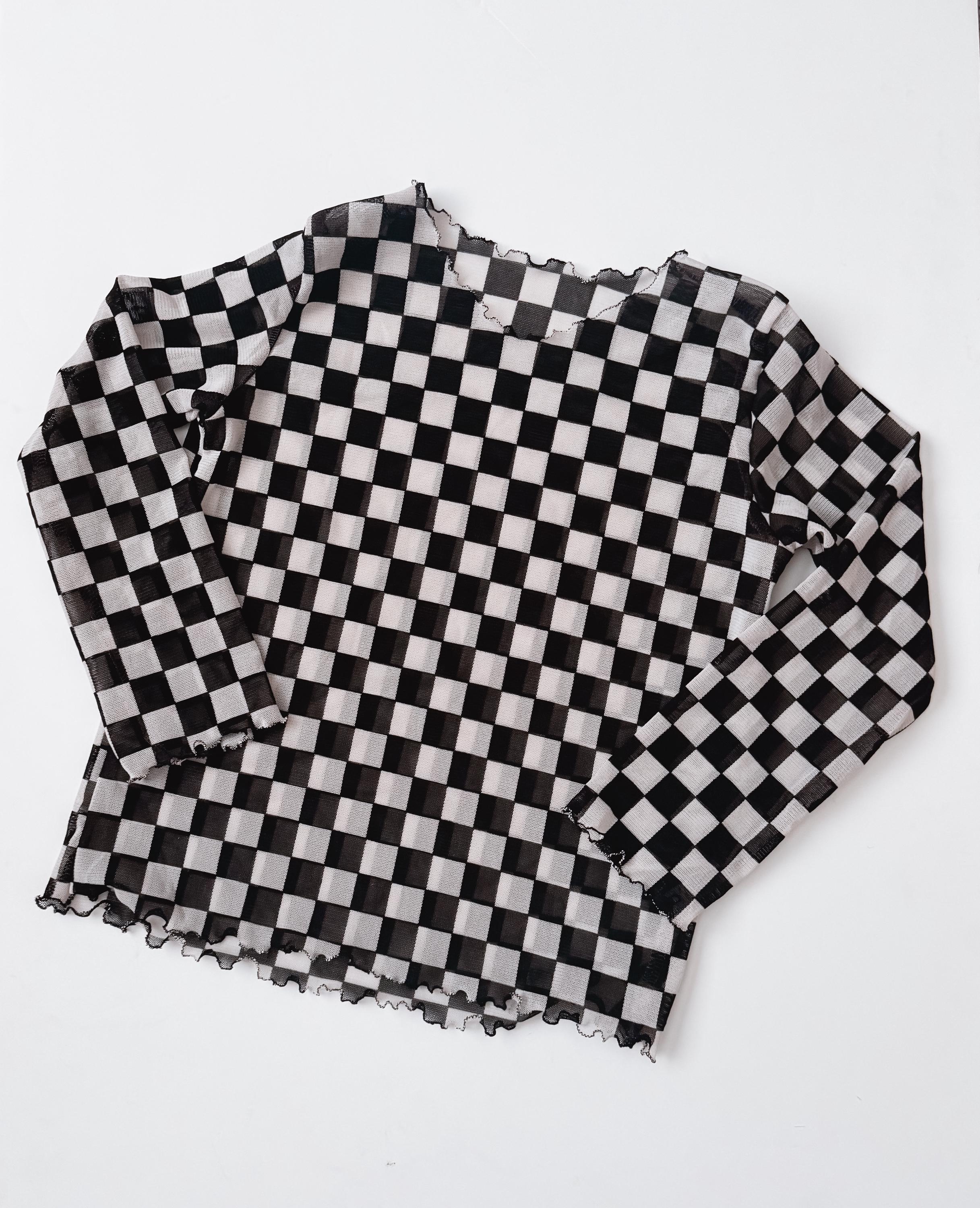 THEREDTHREAD mesh hook tops white black