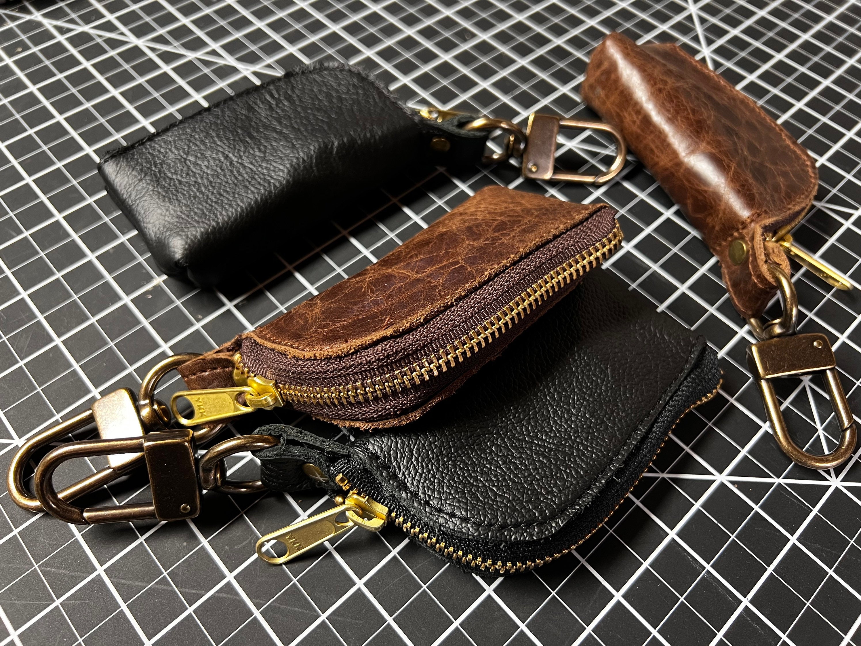 Custodia portachiavi Faraday in pelle fatta a mano: blocco del segnale RFID - Italia