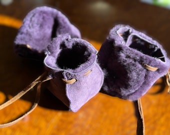 Handmade Purple Sheepskin Leather Pouches, Coin Pouch, Drawstring Bag, Dice Pouch, DND pouch, Crystal pouch, LARP, Reenactment