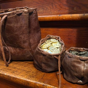 Brown Leather Pouches, Coin Pouch, Leather Drawstring Bag, DND Dice Pouch, Jewelry Bag, Crystal pouch, LARP, Essential Oils and reenactment