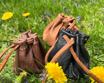 HANDMADE Leather Dice bag, Leather Drawstring Bags, Medieval Pouch, Coin Pouch, Medicine Bag, Jewelry Bag, Leather Bag, Leather Cosplay bag