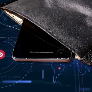 Military-Grade Faraday Bag: 5G, Anti-Hacking, & Anti-Tracking