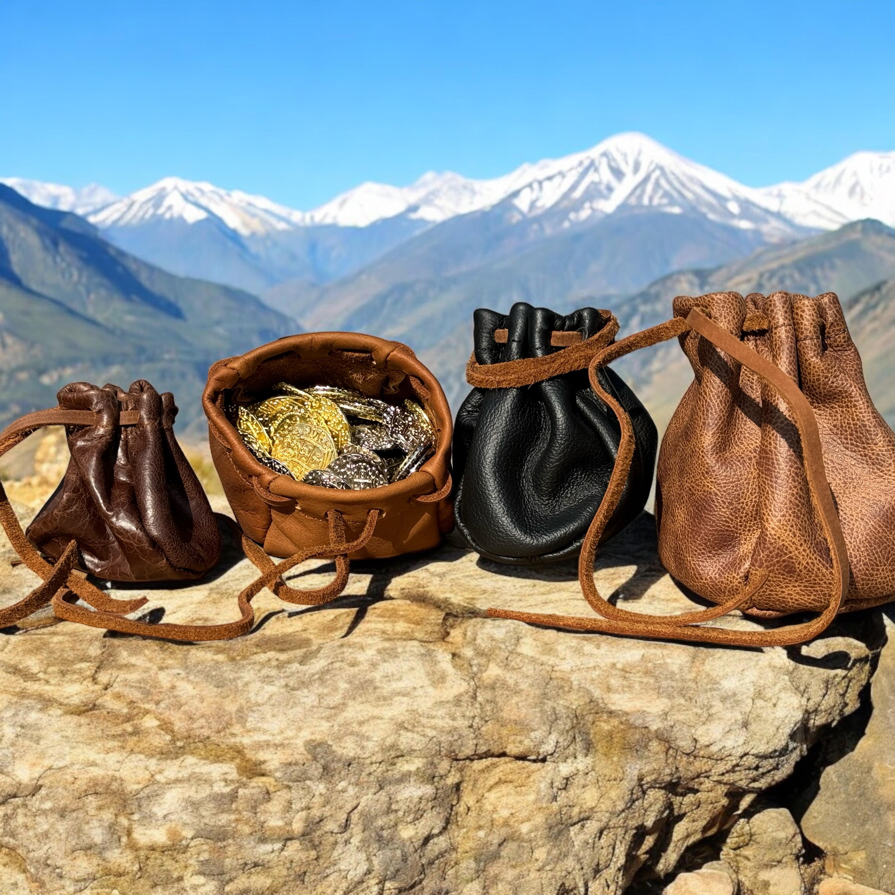 ハンドメイドレザーコインポーチ:中世ルネッサンスフェアのアクセサリー