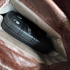 Handmade Leather Faraday Key Fob Case: RFID Signal Blocker