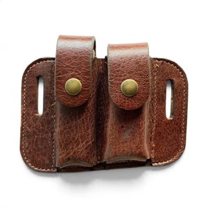 Leder-Multitool-Etui für Leatherman: Gürtelholster mit 2 Taschen und Taschenlampenhalterung