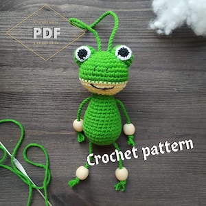 Amigurumi frog Crochet pattern keychain Easy crochet pattern amigurumi