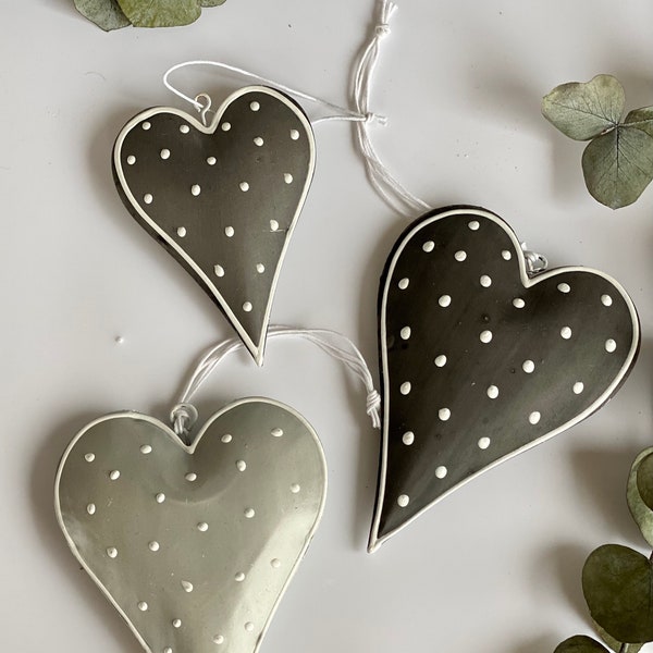 Decorative heart made of metal, heart for hanging, window decoration dots heart, gift tag heart