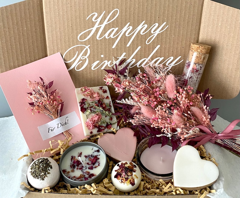 Personalisierte Wellness Geschenkbox für Frauen Geschenkkorb mit Name, Wellness Geschenkkorb mit Trockenblumen Geschenkset Entspannung Rose Bild 1