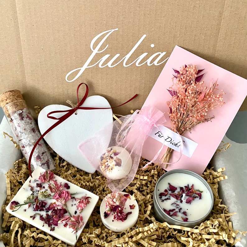 Personalisierte Wellness Geschenkbox für Frauen Geschenkkorb mit Name, Wellness Geschenkkorb mit Trockenblumen Geschenkset Entspannung Rose Bild 9