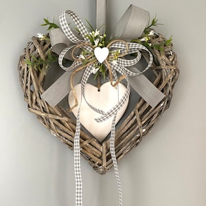Door wreath all year round, heart shaped wreath, heart for the door, favorite wreath, front door decoration, housewarming gift image 8