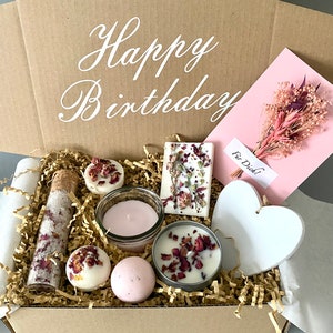 Personalisierte Wellness Geschenkbox für Frauen Geschenkkorb mit Name, Wellness Geschenkkorb mit Trockenblumen Geschenkset Entspannung Rose Bild 8