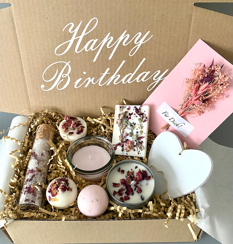 Personalisierte Wellness Geschenkbox für Frauen Geschenkkorb mit Name, Wellness Geschenkkorb mit Trockenblumen Geschenkset Entspannung Rose Bild 8