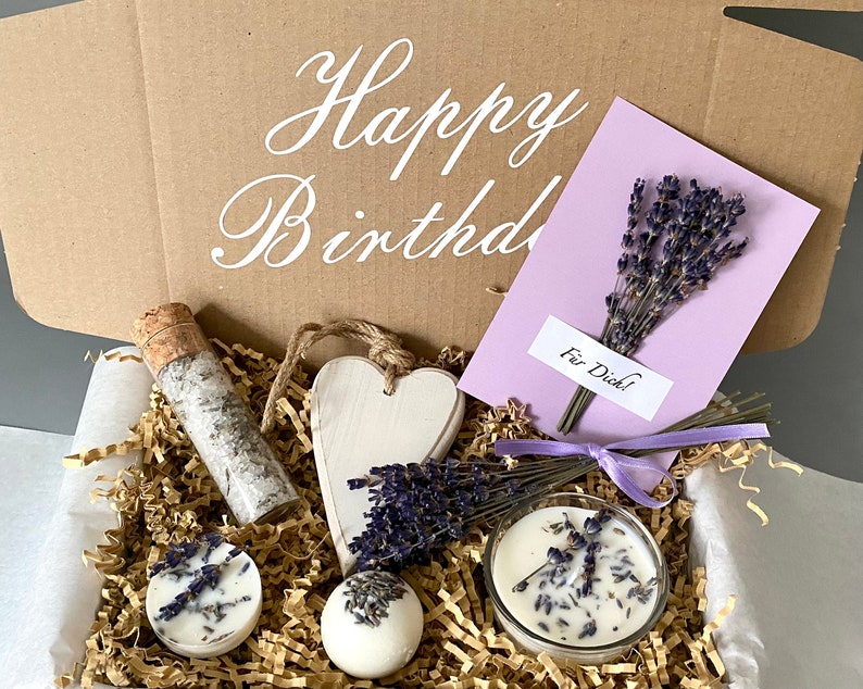 Personalisiertes Geschenk für Frauen, Wellnessbox mit Namen, Geburtstagsgeschenk für Mama, Verwöhnset Lavendel, Geschenkset zu Muttertag, Bild 7