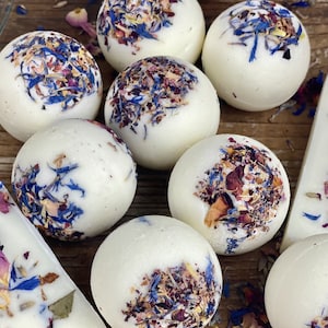 Bath ball with flowers bath praline shea butter bath truffle summer scent flower bath scented wax