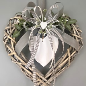 Door wreath all year round, heart shaped wreath, heart for the door, favorite wreath, front door decoration, housewarming gift image 2