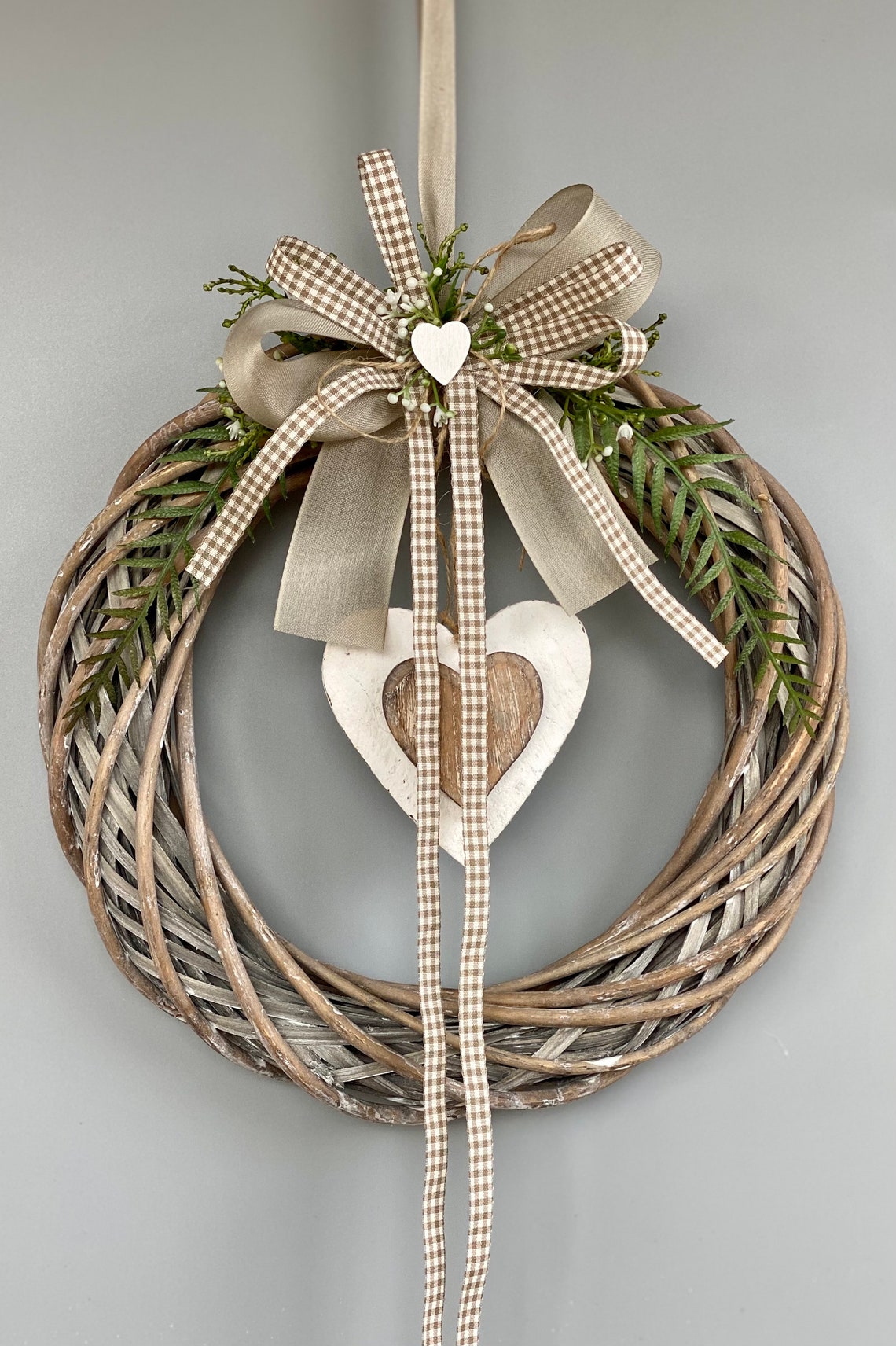 Künstlicher Adventskranz 60cm Mit Roten Beeren - Türkranz & Tischdekoration