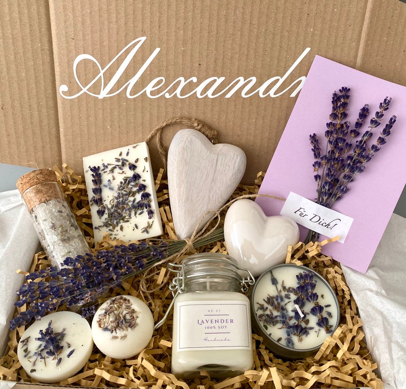 Personalisiertes Geschenk für Frauen, Wellnessbox mit Namen, Geburtstagsgeschenk für Mama, Verwöhnset Lavendel, Geschenkset zu Muttertag, Bild 10