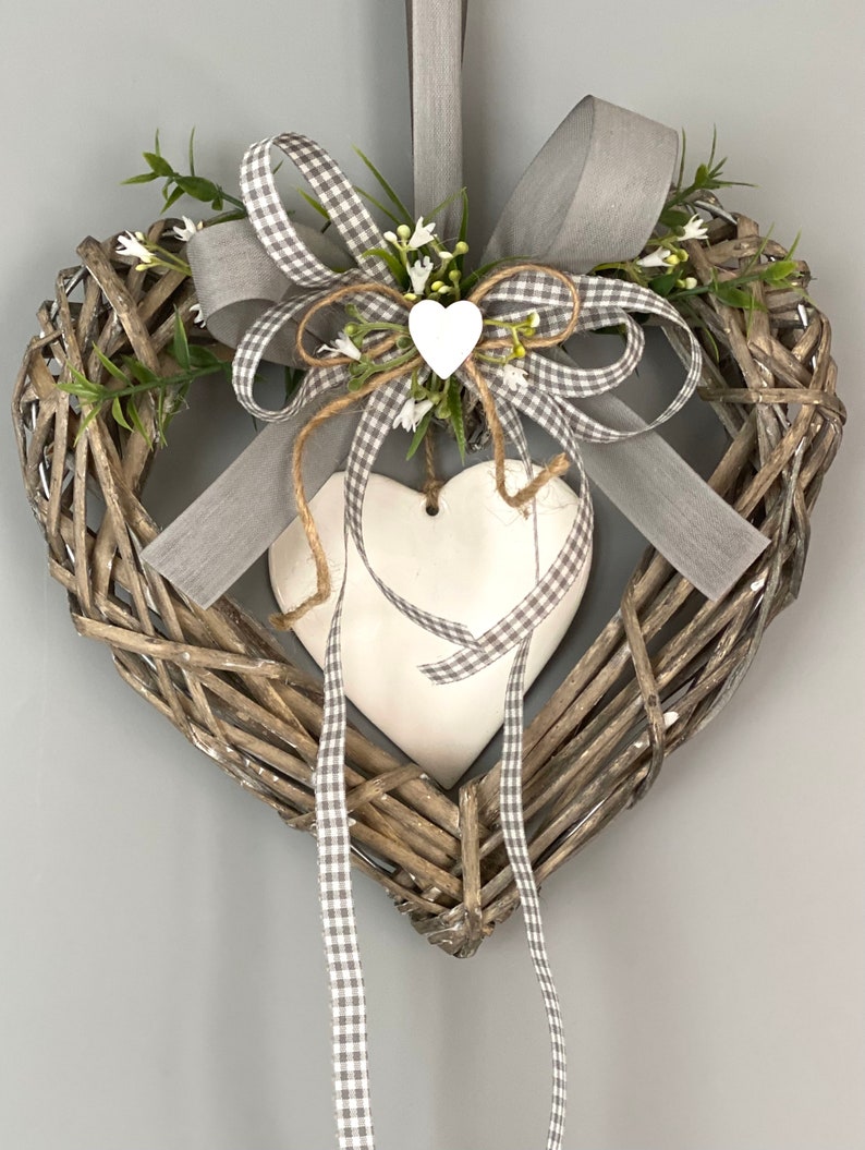 Door wreath all year round, heart shaped wreath, heart for the door, favorite wreath, front door decoration, housewarming gift image 9
