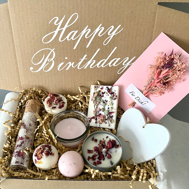 Personalisierte Wellness Geschenkbox für Frauen Geschenkkorb mit Name, Wellness Geschenkkorb mit Trockenblumen Geschenkset Entspannung Rose Rose Premium