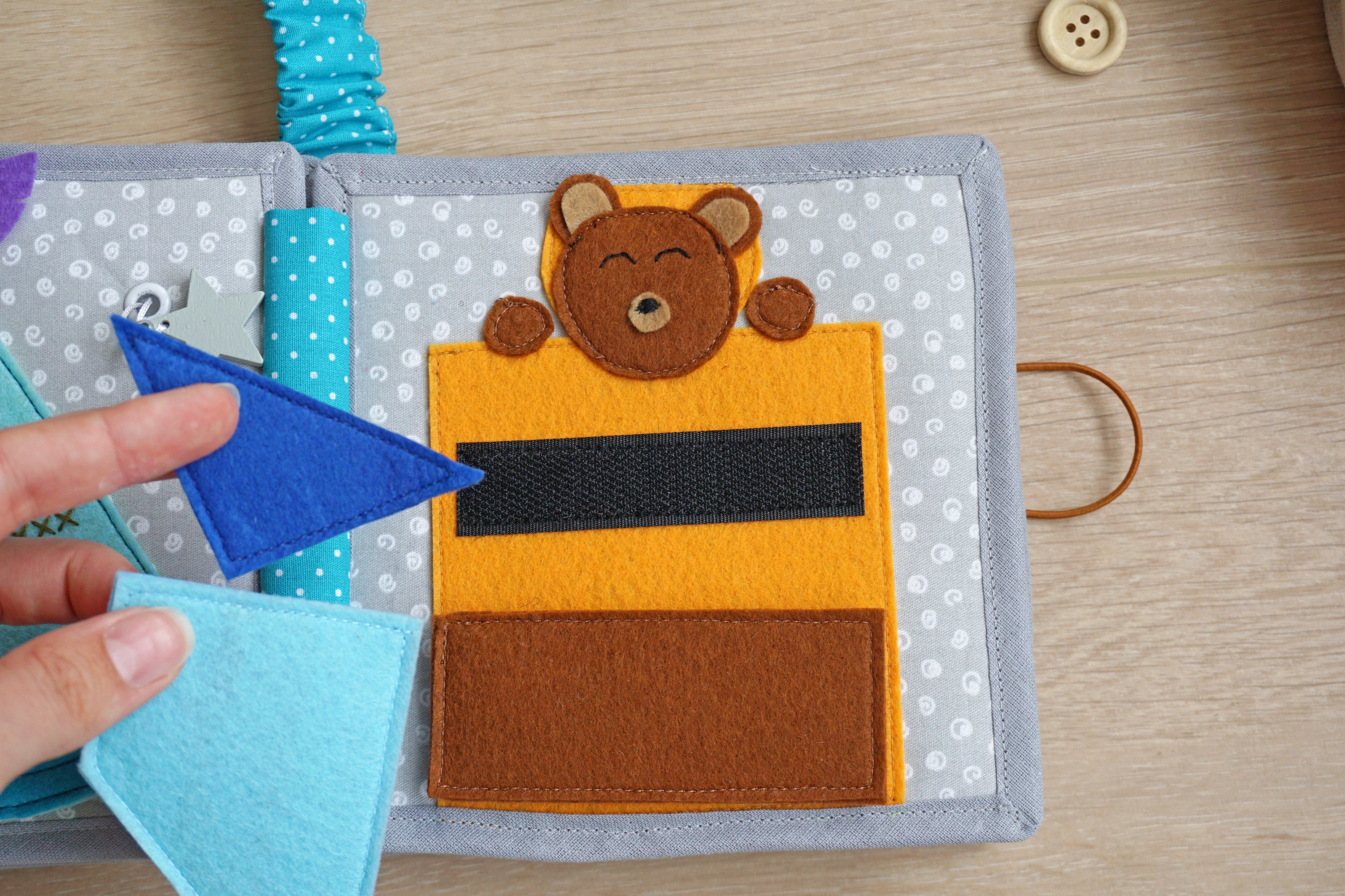 8pages with attachable handle quiet book for babies and Etsy