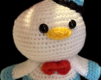 Adorable Daffy Duck plush toy key chain!