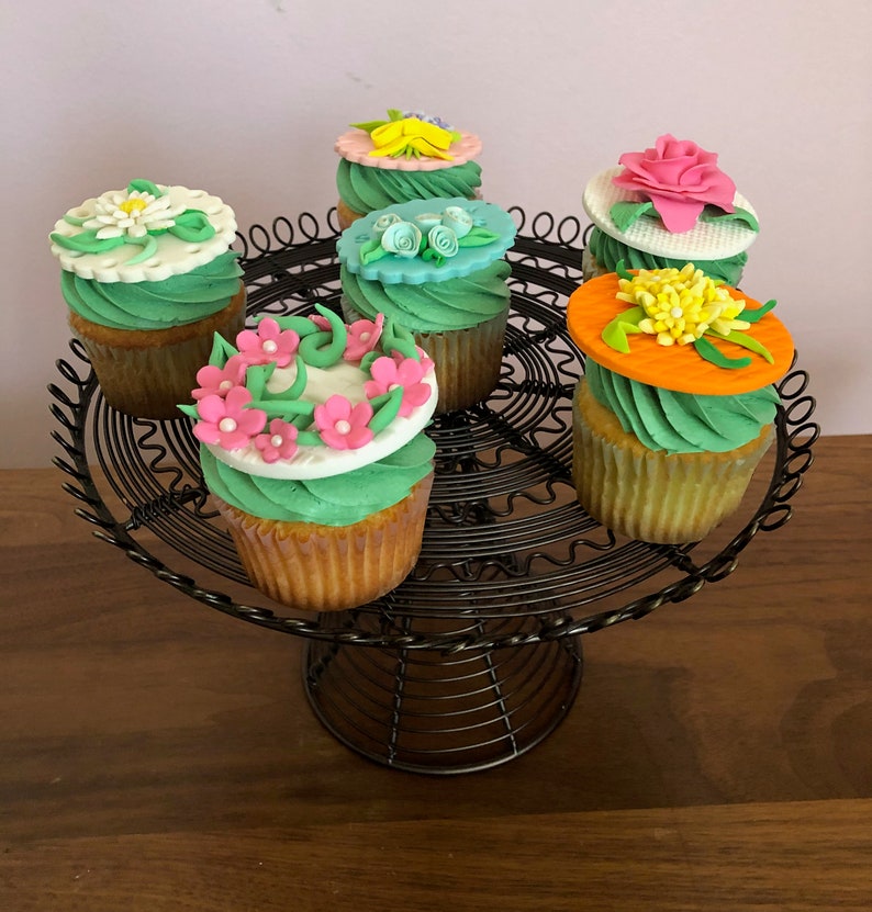 Spring Theme Cupcake Decoration Fondant Decoration Flowers Deco Baking Cake Decoration Party Gifting Vadel Com Spring Theme Cupcake Decoration Fondant Decoration Flowers Deco Baking Cake Decoration Party Gifting Vadel Com