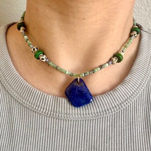 Lapis lazuli pendant necklace