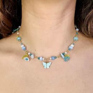 Bead butterfly & flower necklace