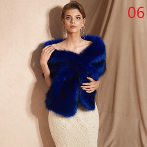 Women Bolero Bridal Faux Fur Shawl Wrap Bolero Wedding Fur Cape Winter Cloak Bolero Woman Shawl Wedding Shawl Dresses Shawl