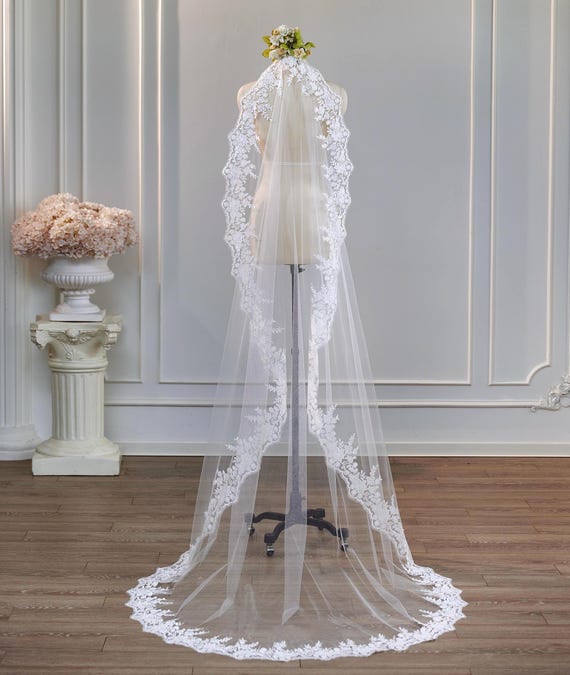 Handmade Rose Lace Mantilla Wedding Veil, Cathedral Custom  display picture 1
