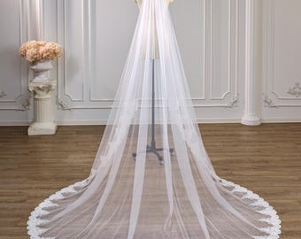 Ornate Lace & Sequin Applique Bridal Veil, Cathedral Tulle Veil with Scalloped Lace Trim, Elegant Wedding Headpiece with Comb