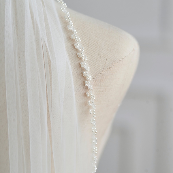 Beaded Bridal Veil, Pearls Veil, Fingertip Ivory Veil, Handmade Crystals Veil, Waltz Wedding Veil, Ivory Veil, Custom Wedding Veil