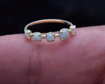 Sierlijke Opaal Ring-Opaal Stapelen Ring-Wit Opaal Ring-Goud Opaal Ring-Slim minimalistische gouden ring-Sterling Zilveren Opaal Ring-Bruidsmeisje cadeau