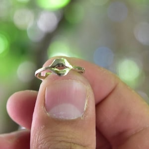 925 Sterling Silver Kiss Ring – Delicate Lips Jewelry, Romantic Gift, Love Ring